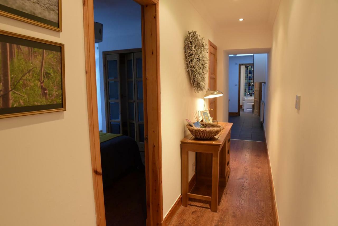 Dundas Flat, 1 Bedroom, 克里夫 外观 照片