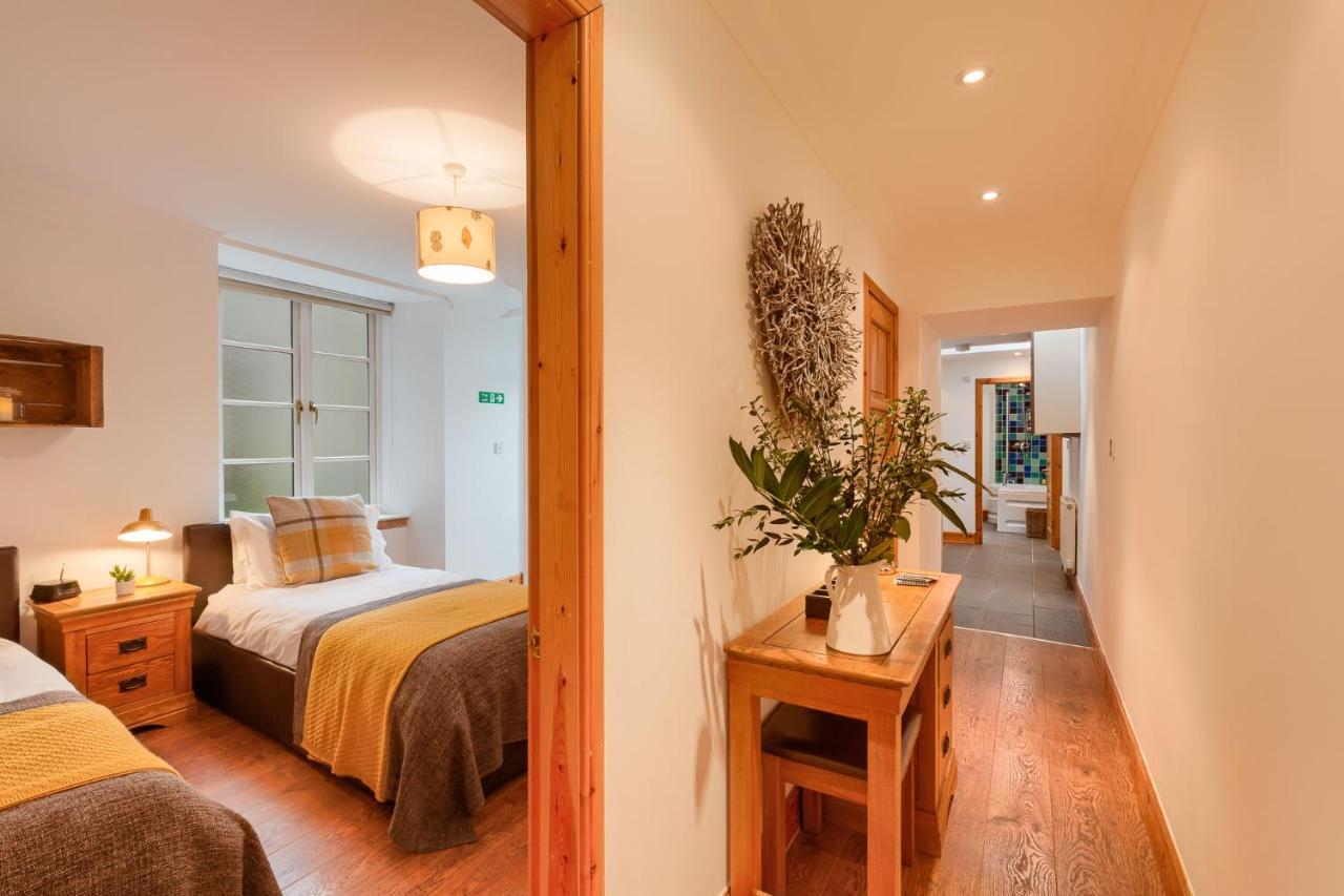 Dundas Flat, 1 Bedroom, 克里夫 外观 照片